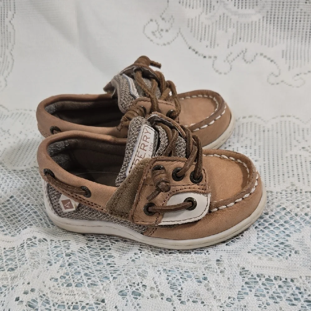 Sperry Brown Moccasins with Velcro Closure and Non-Slip Sole